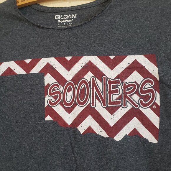 OU Chevron Print T-Shirt Size S - Picture 4 of 7